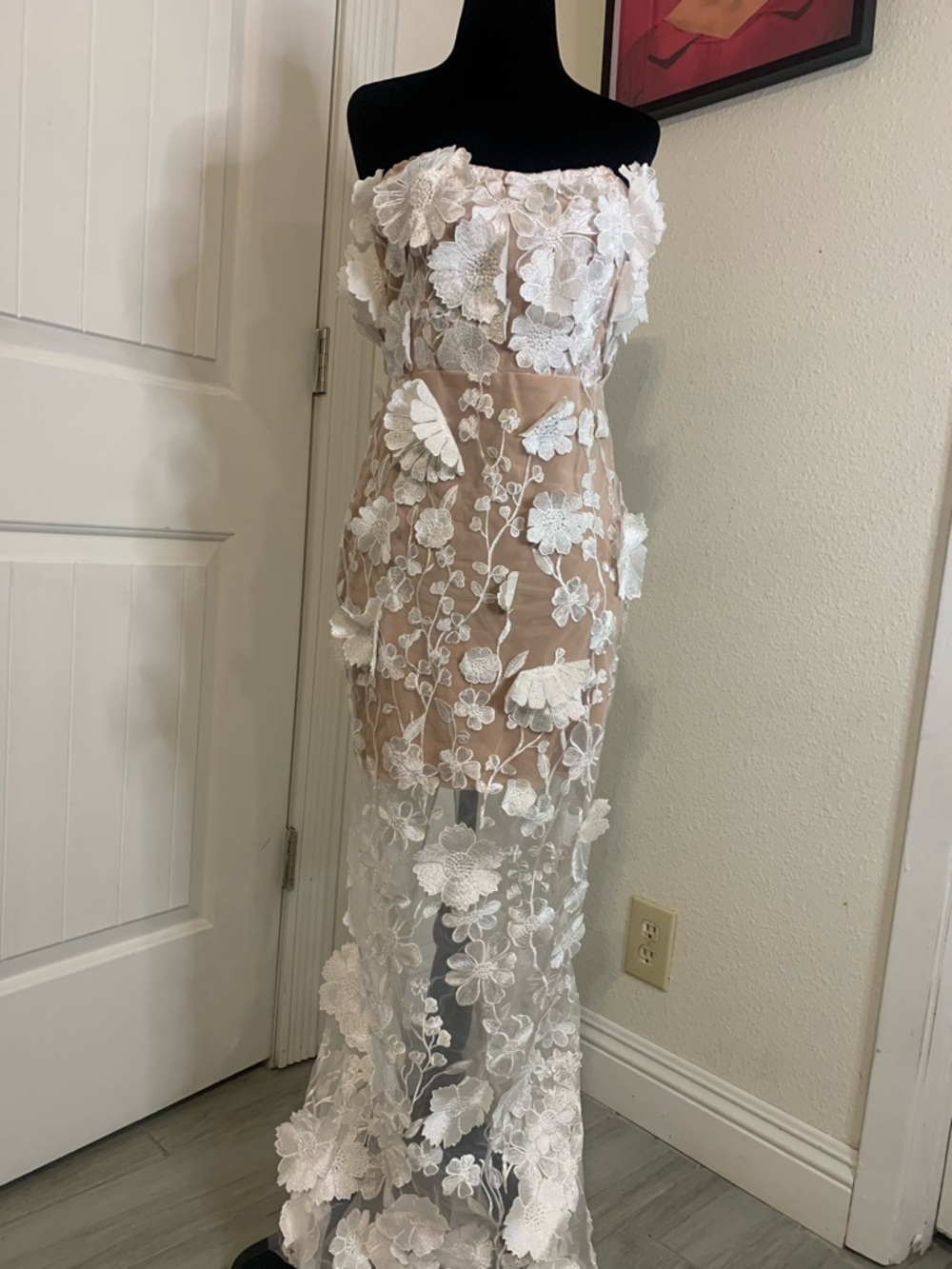 Strapless White 3D Floral maxi dress new no tags